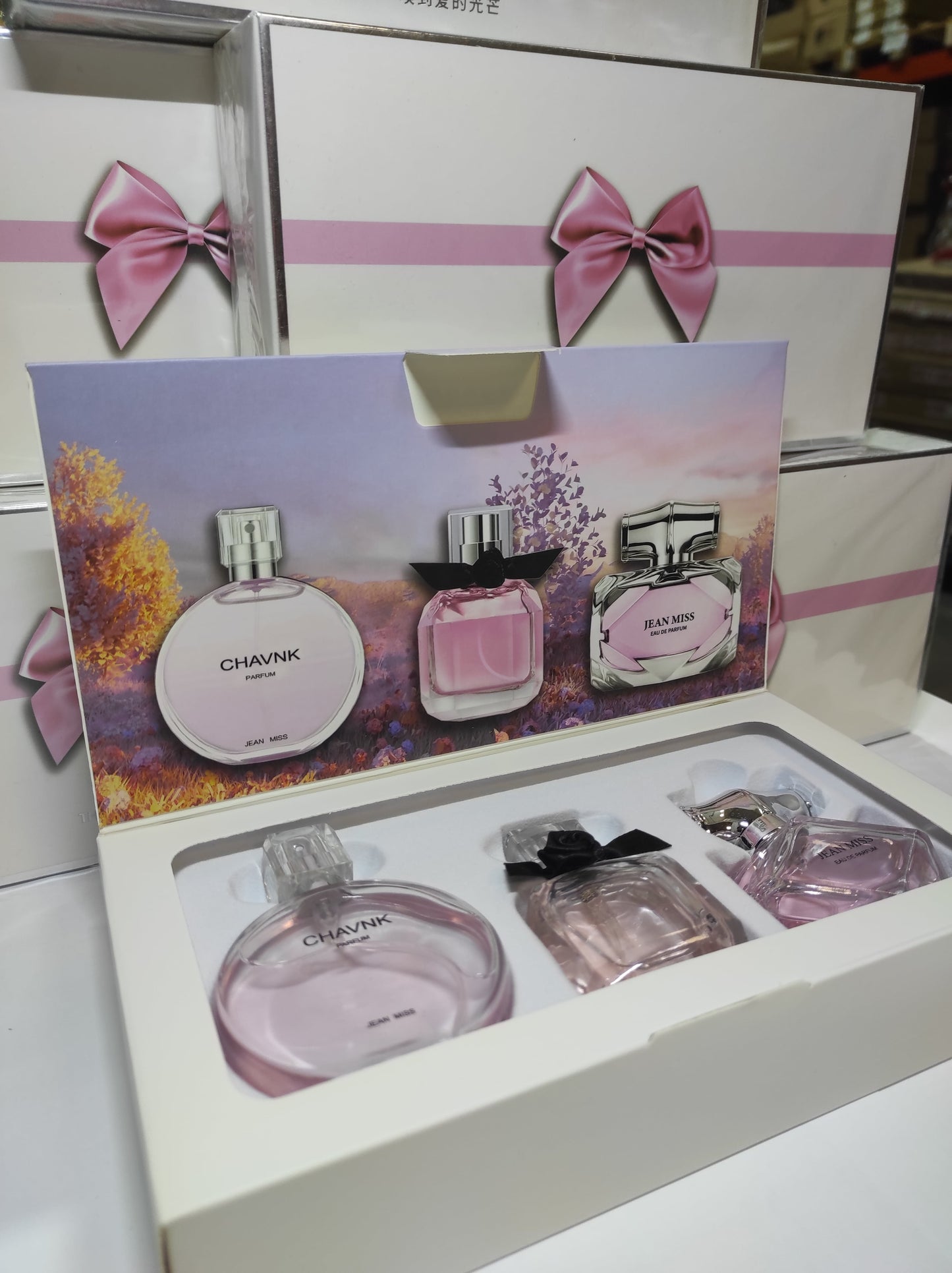 Conjuntos de 3 perfumes para mujer caja rosa (no réplica) - additional image 10