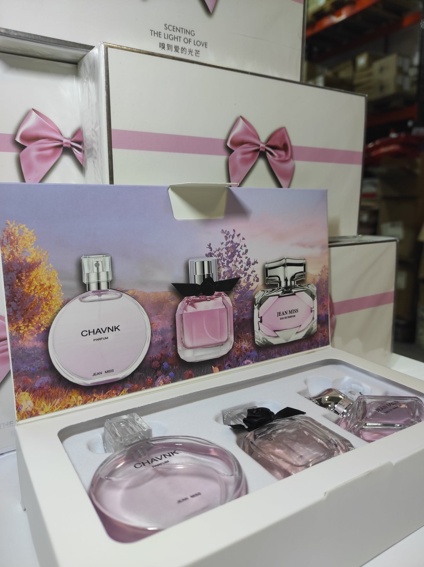 Conjuntos de 3 perfumes para mujer caja rosa (no réplica) - additional image 11