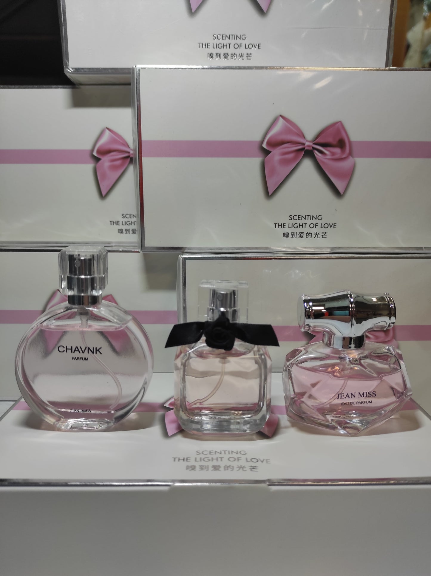 Conjuntos de 3 perfumes para mujer caja rosa (no réplica) - additional image 13