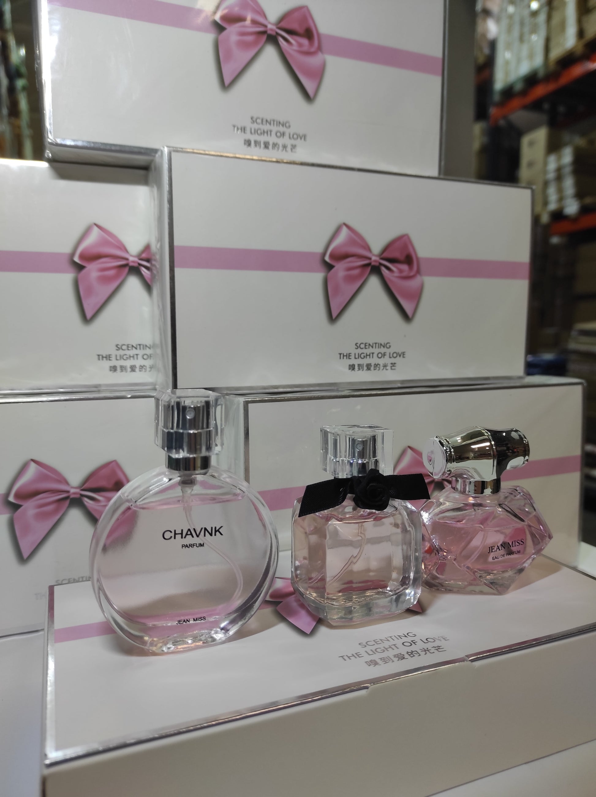 Conjuntos de 3 perfumes para mujer caja rosa (no réplica) - additional image 16