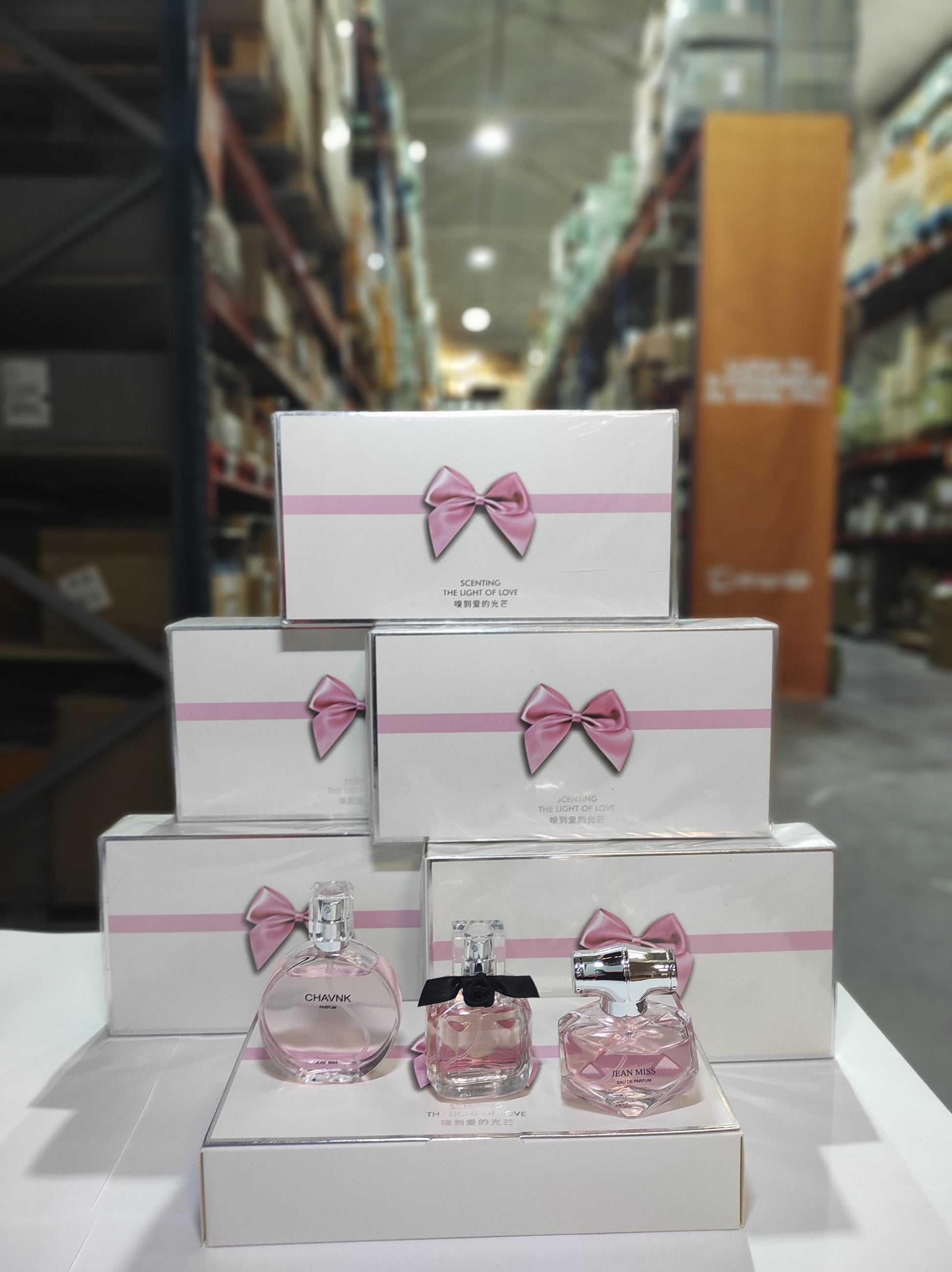 Conjuntos de 3 perfumes para mujer caja rosa (no réplica) - additional image 20